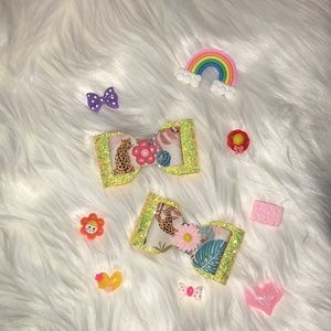 Hair bows